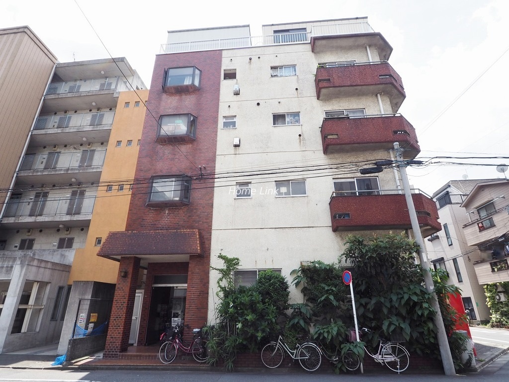 セントラルハイツ板橋　角地に立地